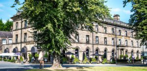 The White Hart Hotel & Apartments